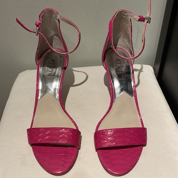 Michael Kors Fuchsia Pink - Leather - Picture 2 of 4